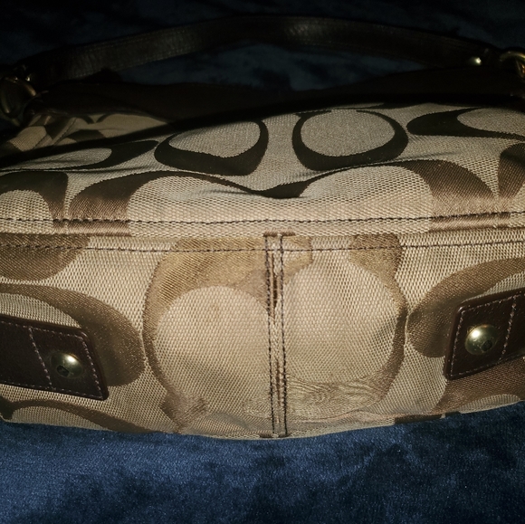 COACH handbags - Picture 3 of 3